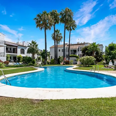 Enjoy In A Top Location Near The Beach Marbella